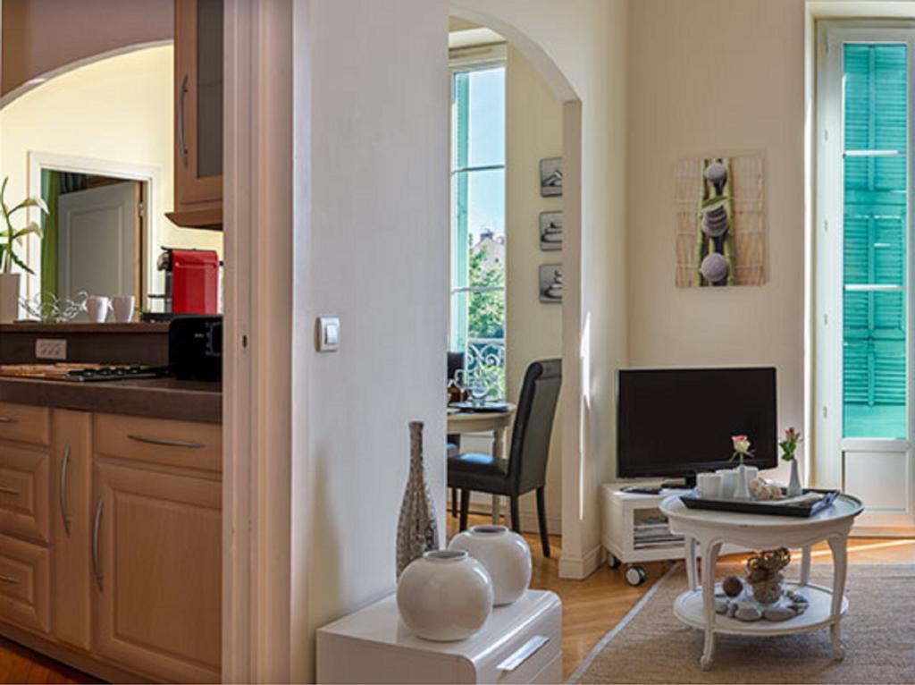 Apartment Aston - Centre Massena Nizza